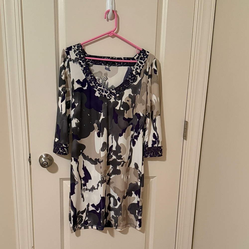 BCBGMaxAzria Purple, Gray and White Abstract Print Top